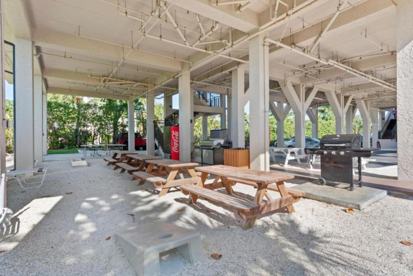 Caribbean Beach Club Fort Myers Beach Bagian luar foto