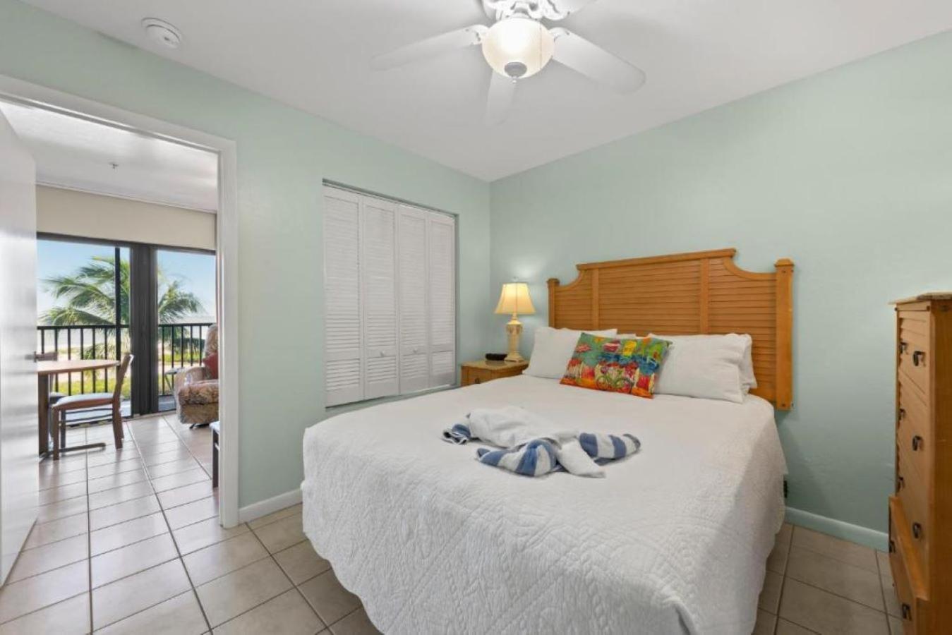 Caribbean Beach Club Fort Myers Beach Bagian luar foto